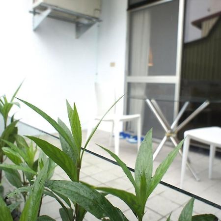 Howcome Spots Homestay Hualien stad Exteriör bild